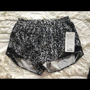 Lululemon Hotta Hot short 2 Long